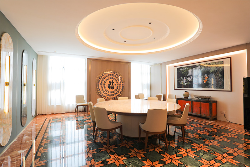 Mobilier pentru casă de piatră